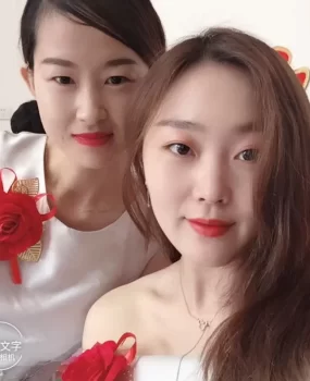 九龙山验证95后结婚少女  棒棒哒